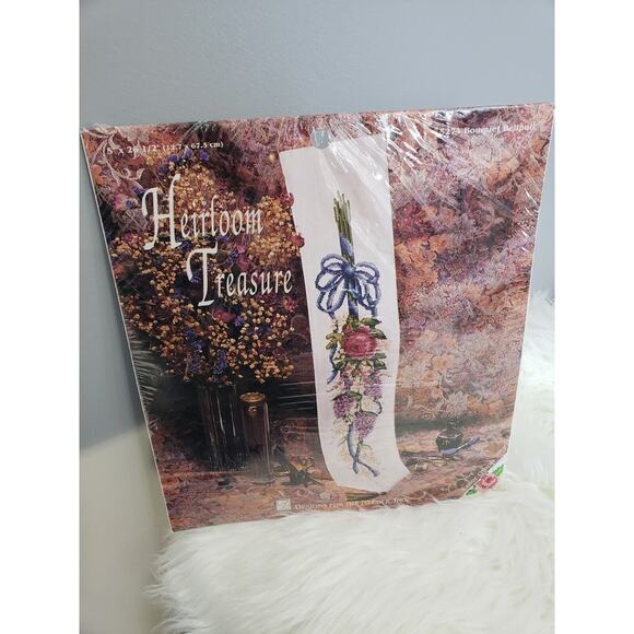 Vintage Heirloom Treasure Tapestry Rose Cross Stitch Kit Floral Bouquet BellPull - Picture 1 of 7